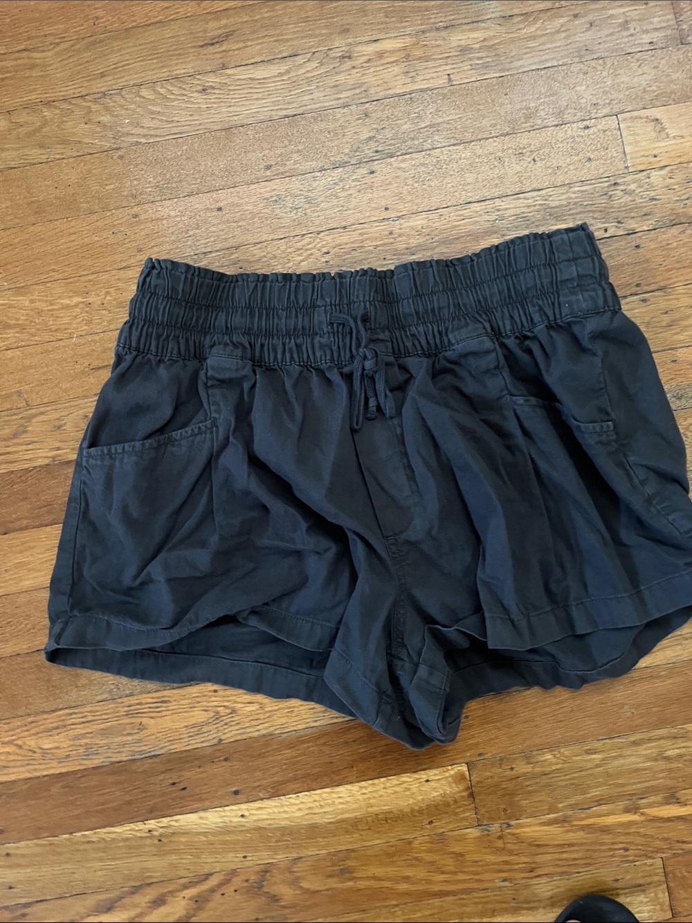 aerie Black Elastic-Waist Drawstring Athletic Shorts